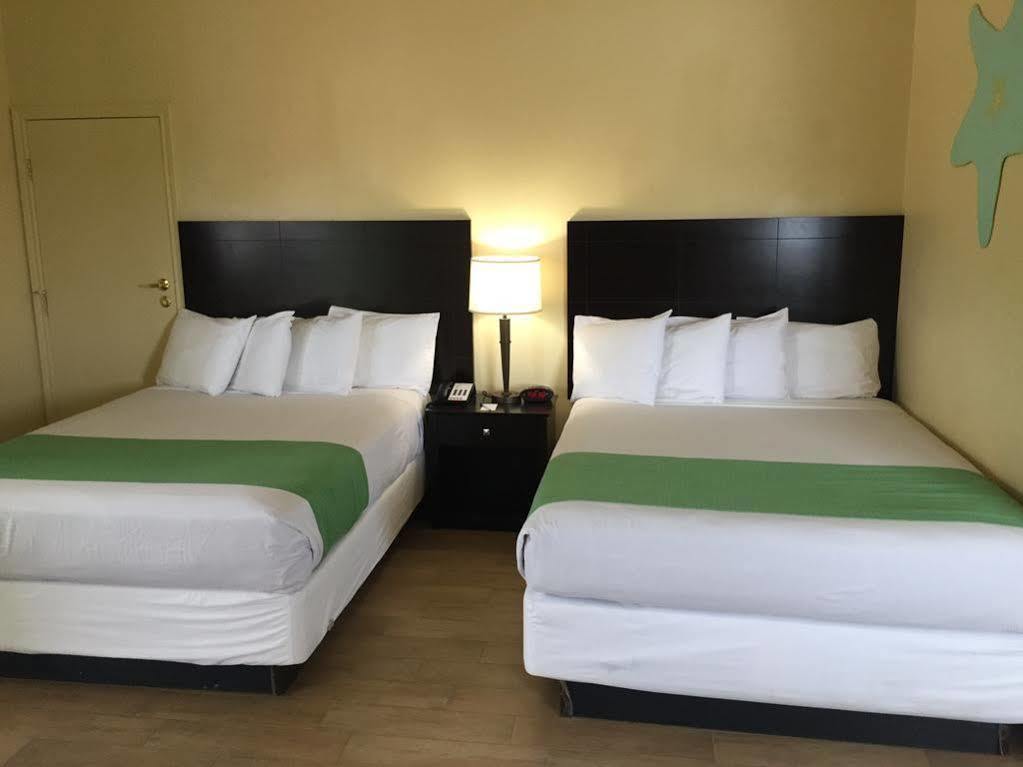 Island Hotel פורט ארנסס מראה חיצוני תמונה